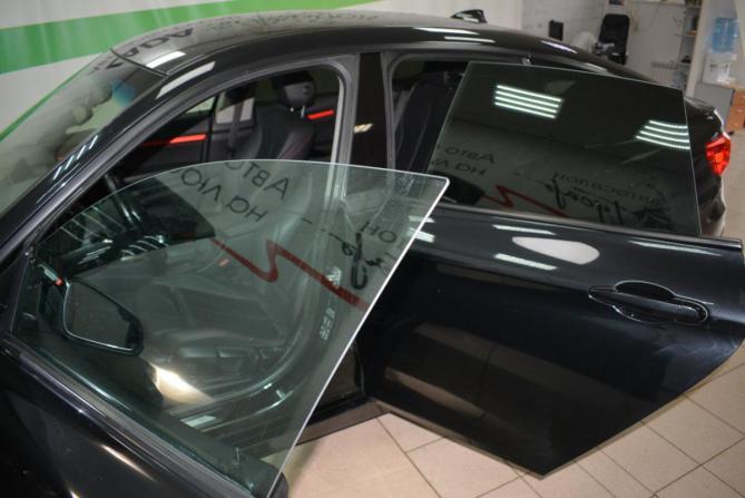 BMW 3 серии VI (F3x) с пробегом 2015 года, цена 2 750 000 рублей, 145000 км, лифтбек, Автокод Объявления