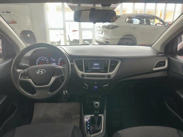 Hyundai Solaris II Рестайлинг с пробегом 2021 года, цена 1 625 000 рублей, 50700 км, седан, Автокод Объявления