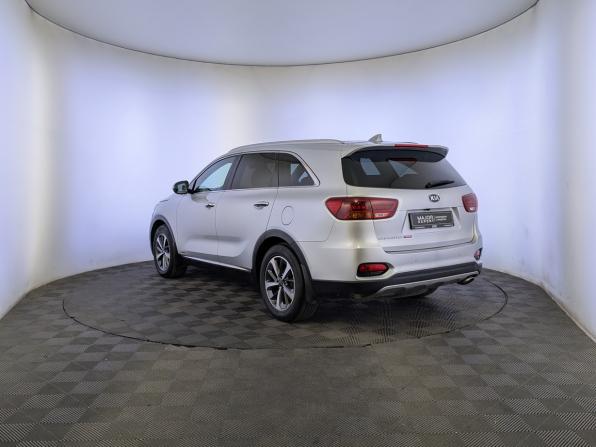 Kia Sorento III Prime Рестайлинг с пробегом 2018 года, цена 2 880 000 рублей, 109257 км, внедорожник, Автокод Объявления