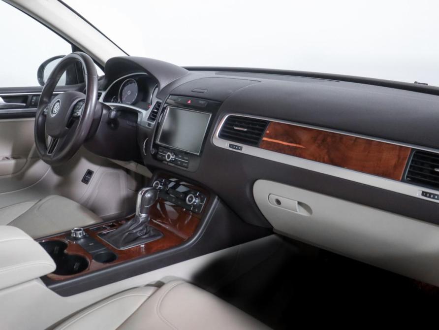 Volkswagen Touareg II Москва  - изображение 9