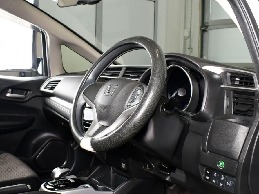 Honda Fit III Рестайлинг Кемерово  - изображение 6