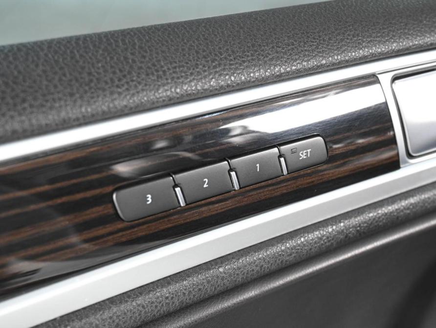 Volkswagen Touareg II Рестайлинг Ростов-на-Дону  - изображение 19