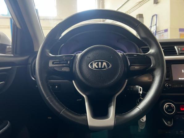 Kia Rio IV с пробегом 2017 года, цена 1 154 200 рублей, 98765 км, седан, Автокод Объявления