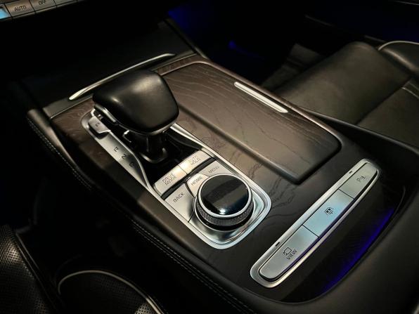 Kia K900 II с пробегом 2019 года, цена 3 750 000 рублей, 71015 км, седан, Автокод Объявления