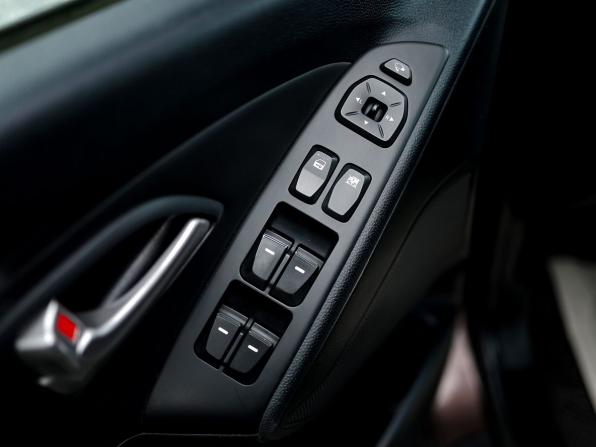 Hyundai ix35 I с пробегом 2013 года, цена 1 149 000 рублей, 163601 км, внедорожник, Автокод Объявления