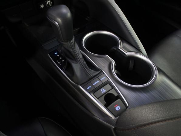 Toyota Camry VIII (XV70) Рестайлинг с пробегом 2023 года, цена 3 550 000 рублей, 71046 км, седан, Автокод Объявления