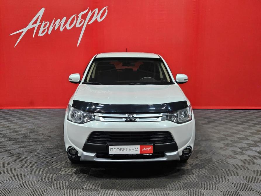 Mitsubishi Outlander III Рестайлинг Вологда  - изображение 8