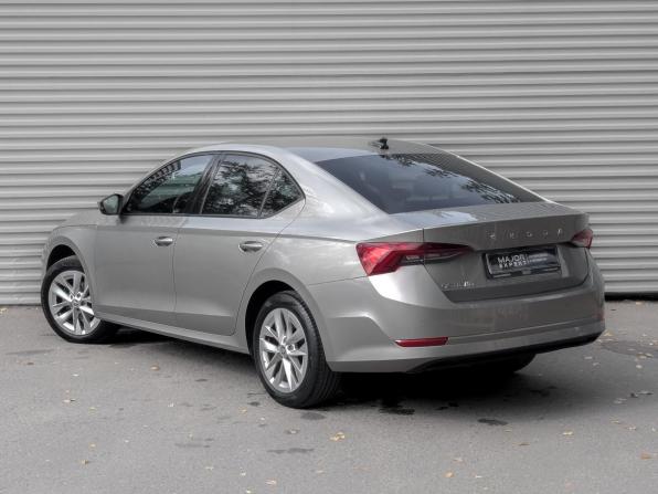 Skoda Octavia IV (A8) с пробегом 2021 года, цена 2 400 000 рублей, 75851 км, лифтбек, Автокод Объявления