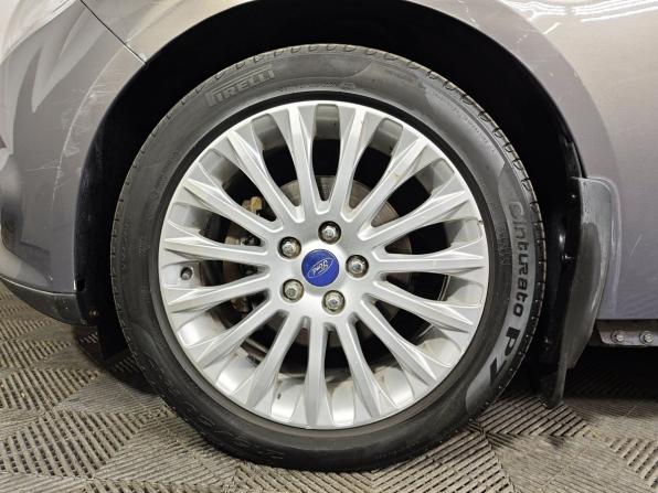 Ford Focus III с пробегом 2012 года, цена 643 000 рублей, 175364 км, хэтчбек, Автокод Объявления