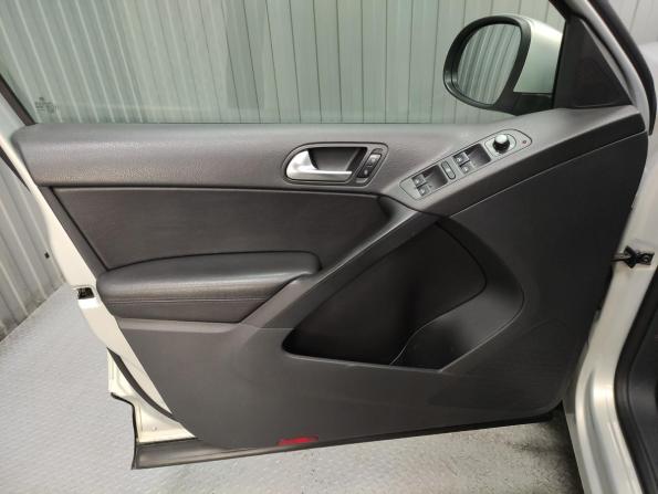 Volkswagen Tiguan I с пробегом 2010 года, цена 1 165 000 рублей, 223115 км, внедорожник, Автокод Объявления