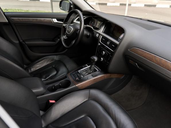 Audi A4 IV (B8) Рестайлинг с пробегом 2014 года, цена 1 200 000 рублей, 200205 км, седан, Автокод Объявления