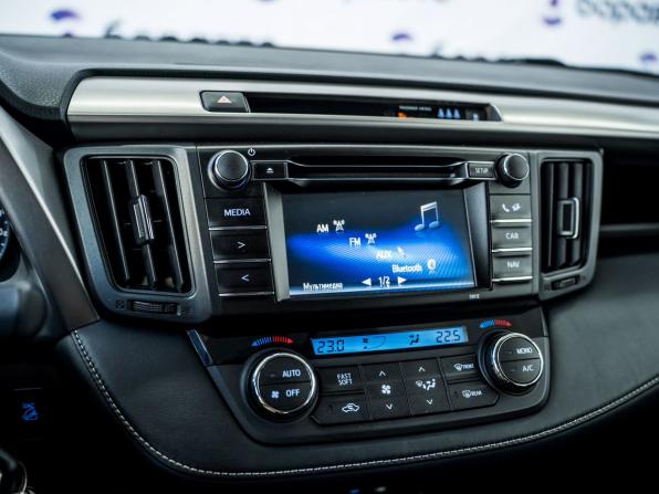 Toyota RAV4 IV (XA40) Рестайлинг с пробегом 2016 года, цена 2 235 000 рублей, 126670 км, внедорожник, Автокод Объявления