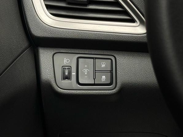 Hyundai Solaris II Рестайлинг с пробегом 2020 года, цена 1 179 000 рублей, 135134 км, седан, Автокод Объявления