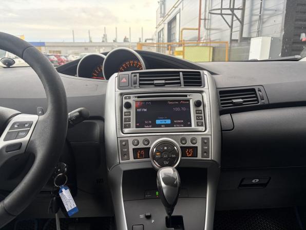 Toyota Verso I с пробегом 2012 года, цена 1 170 000 рублей, 141716 км, компактвэн, Автокод Объявления