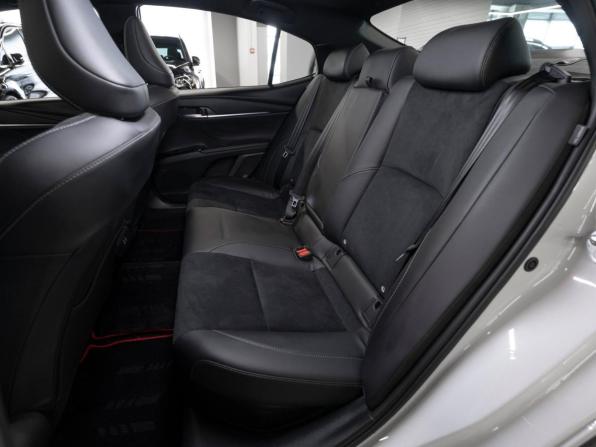 Toyota Camry IX (XV80) China Market с пробегом 2026 года, цена 4 700 000 рублей, 24 км, седан, Автокод Объявления