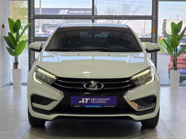 Lada (ВАЗ) Vesta I Рестайлинг (NG) с пробегом 2023 года, цена 1 400 000 рублей, 28000 км, седан, Автокод Объявления