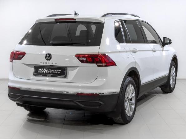 Volkswagen Tiguan II Рестайлинг с пробегом 2021 года, цена 2 790 000 рублей, 59853 км, внедорожник, Автокод Объявления