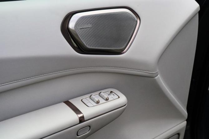 Lynk &amp; Co 900 с пробегом 2025 года, цена 6 897 000 рублей, 11403 км, внедорожник, Автокод Объявления