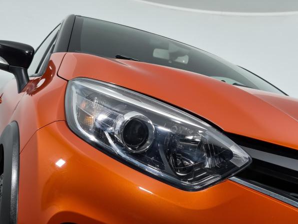 Renault Kaptur I с пробегом 2018 года, цена 1 540 000 рублей, 98882 км, внедорожник, Автокод Объявления