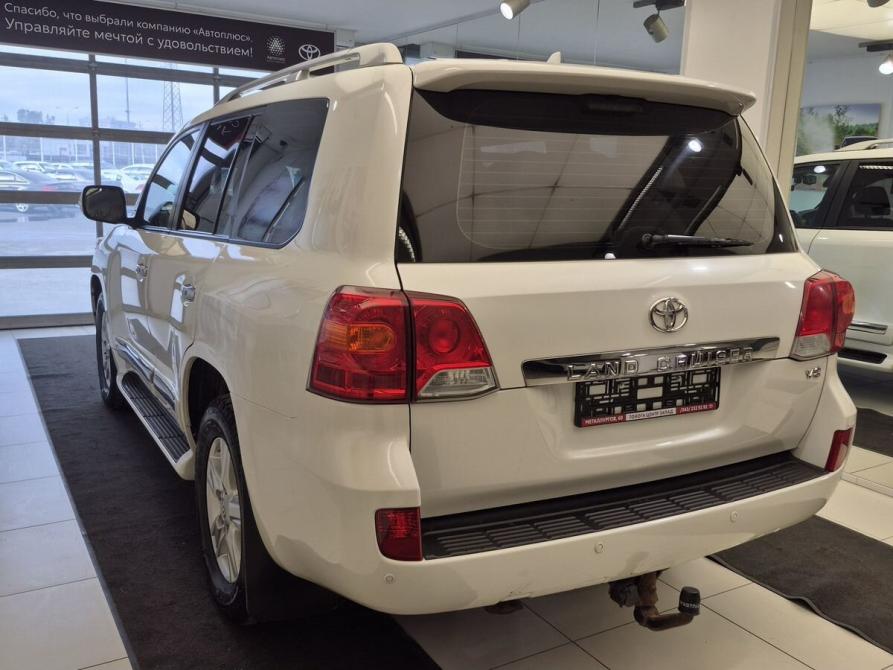 Toyota Land Cruiser 200 Series Рестайлинг 1 Екатеринбург  - изображение 4