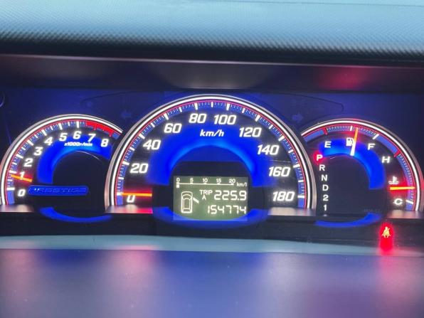 Honda Elysion I Рестайлинг с пробегом 2013 года, цена 2 350 000 рублей, 154774 км, минивэн, Автокод Объявления