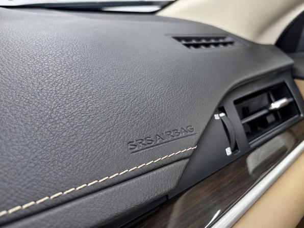 Lexus ES VI Рестайлинг с пробегом 2015 года, цена 1 999 000 рублей, 217673 км, седан, Автокод Объявления