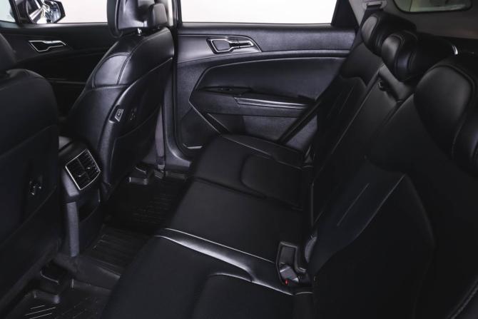 Kia Sportage V с пробегом 2023 года, цена 3 299 000 рублей, 118000 км, внедорожник, Автокод Объявления