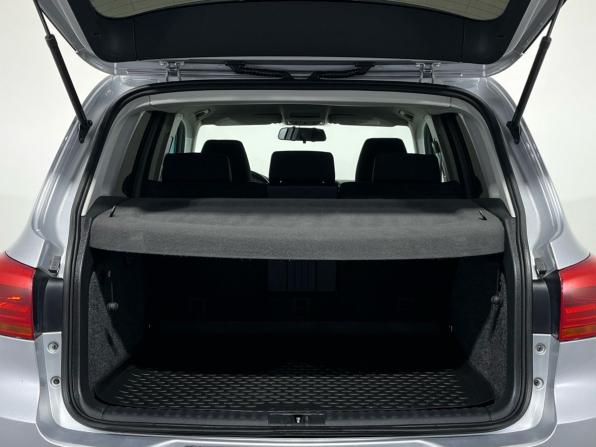 Volkswagen Tiguan I Рестайлинг с пробегом 2011 года, цена 1 000 000 рублей, 158755 км, внедорожник, Автокод Объявления