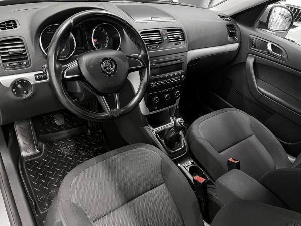 Skoda Yeti I Рестайлинг с пробегом 2014 года, цена 1 495 000 рублей, 70599 км, внедорожник, Автокод Объявления