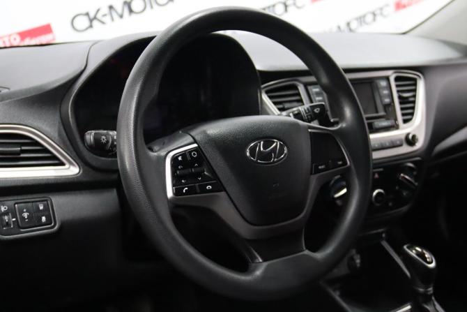 Hyundai Solaris II Рестайлинг с пробегом 2022 года, цена 1 845 450 рублей, 59731 км, седан, Автокод Объявления
