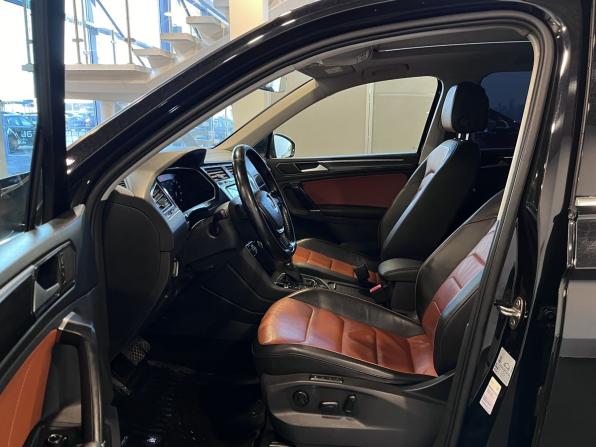 Volkswagen Tiguan II с пробегом 2017 года, цена 2 245 000 рублей, 216621 км, внедорожник, Автокод Объявления