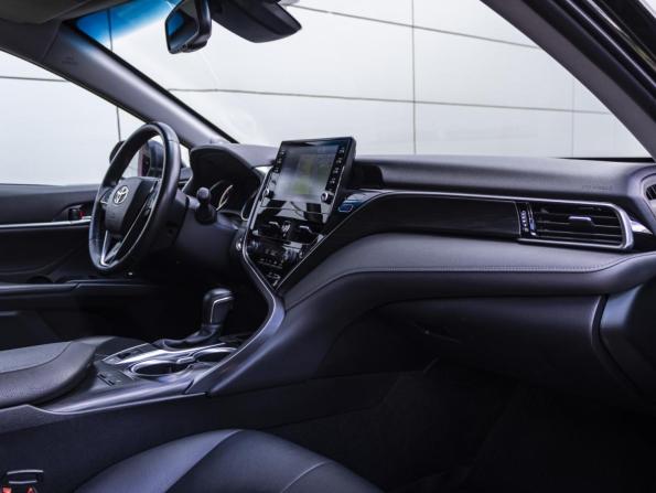 Toyota Camry VIII (XV70) Рестайлинг с пробегом 2021 года, цена 3 300 000 рублей, 85551 км, седан, Автокод Объявления