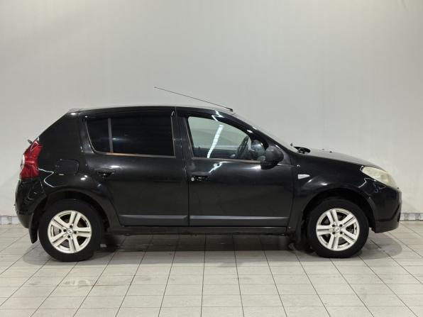 Renault Sandero I с пробегом 2013 года, цена 459 200 рублей, 194234 км, хэтчбек, Автокод Объявления