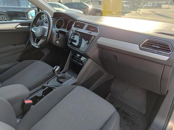 Volkswagen Tiguan II Рестайлинг с пробегом 2021 года, цена 2 500 000 рублей, 115000 км, внедорожник, Автокод Объявления