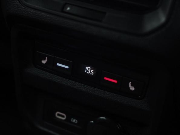 Volkswagen Tiguan II Рестайлинг с пробегом 2021 года, цена 3 549 000 рублей, 122615 км, внедорожник, Автокод Объявления