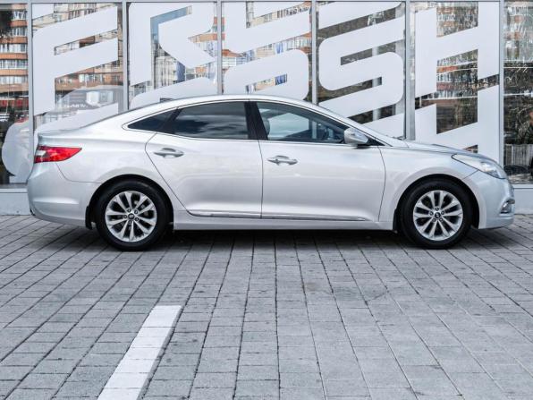 Hyundai Grandeur V с пробегом 2013 года, цена 1 143 900 рублей, 215647 км, седан, Автокод Объявления