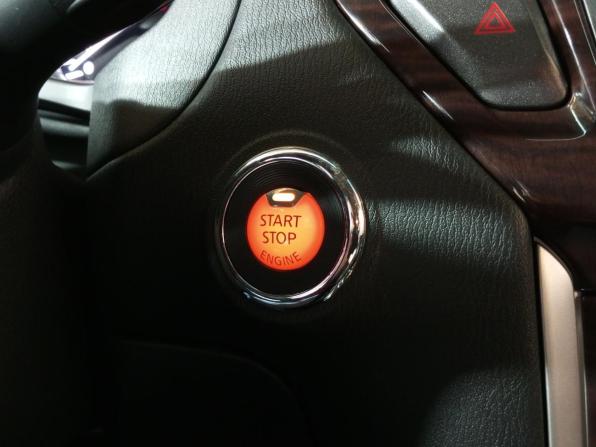 Nissan Pathfinder IV с пробегом 2014 года, цена 1 780 000 рублей, 134734 км, внедорожник, Автокод Объявления