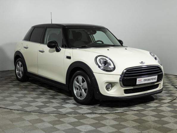Mini Hatch III (F55/F56) с пробегом 2016 года, цена 1 510 000 рублей, 85818 км, хэтчбек, Автокод Объявления