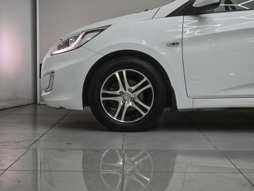 Hyundai Solaris I Челябинск  - изображение 5