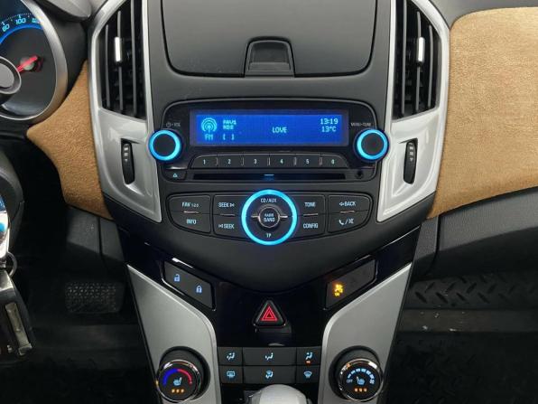 Chevrolet Cruze I Рестайлинг с пробегом 2014 года, цена 699 000 рублей, 193555 км, седан, Автокод Объявления
