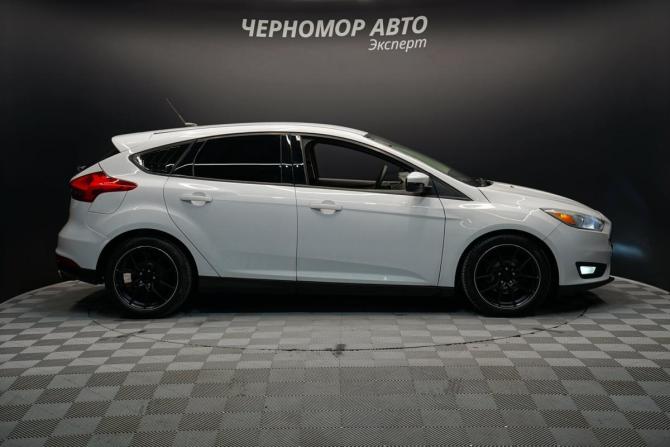 Ford Focus III Рестайлинг с пробегом 2017 года, цена 1 188 000 рублей, 182000 км, хэтчбек, Автокод Объявления