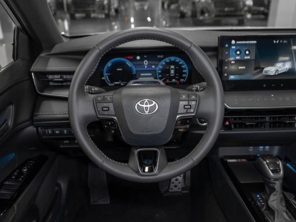 Toyota Camry IX (XV80) China Market с пробегом 2026 года, цена 4 450 000 рублей, 34 км, седан, Автокод Объявления