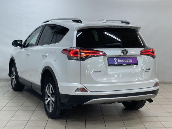 Toyota RAV4 IV (XA40) Рестайлинг с пробегом 2018 года, цена 2 670 000 рублей, 66739 км, внедорожник, Автокод Объявления