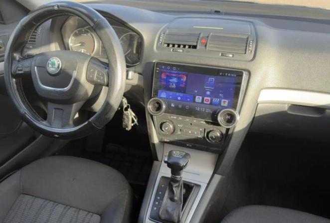Skoda Octavia II (A5) Рестайлинг с пробегом 2011 года, цена 710 000 рублей, 205299 км, лифтбек, Автокод Объявления