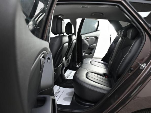 Hyundai ix35 I Рестайлинг с пробегом 2015 года, цена 1 019 000 рублей, 118635 км, внедорожник, Автокод Объявления