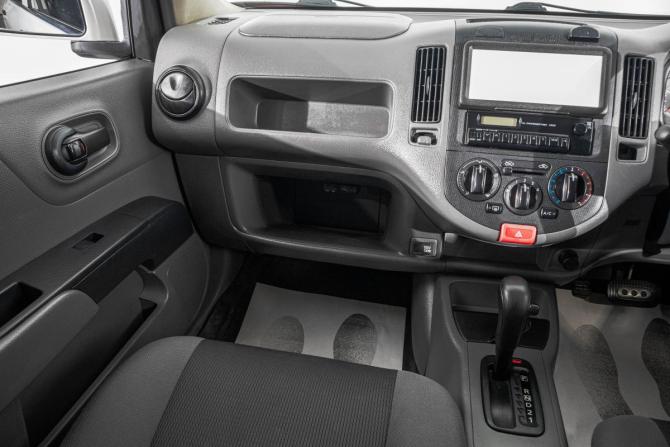 Nissan AD III с пробегом 2011 года, цена 999 000 рублей, 98000 км, универсал, Автокод Объявления