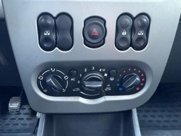 Renault Logan I Рестайлинг с пробегом 2012 года, цена 399 000 рублей, 158811 км, седан, Автокод Объявления