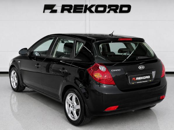 Kia Ceed I с пробегом 2007 года, цена 619 000 рублей, 148335 км, хэтчбек, Автокод Объявления