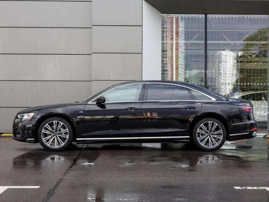 Audi A8 IV (D5) Рестайлинг Москва  - изображение 9