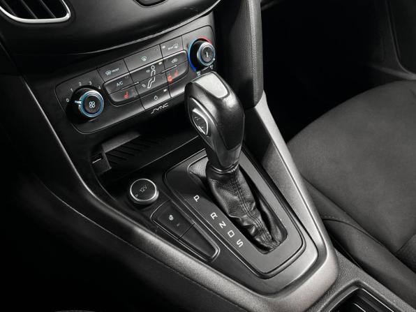 Ford Focus III Рестайлинг с пробегом 2017 года, цена 1 075 000 рублей, 121311 км, хэтчбек, Автокод Объявления